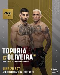 Topuria and Oliveria