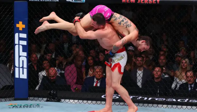Merab defeats O'Malley